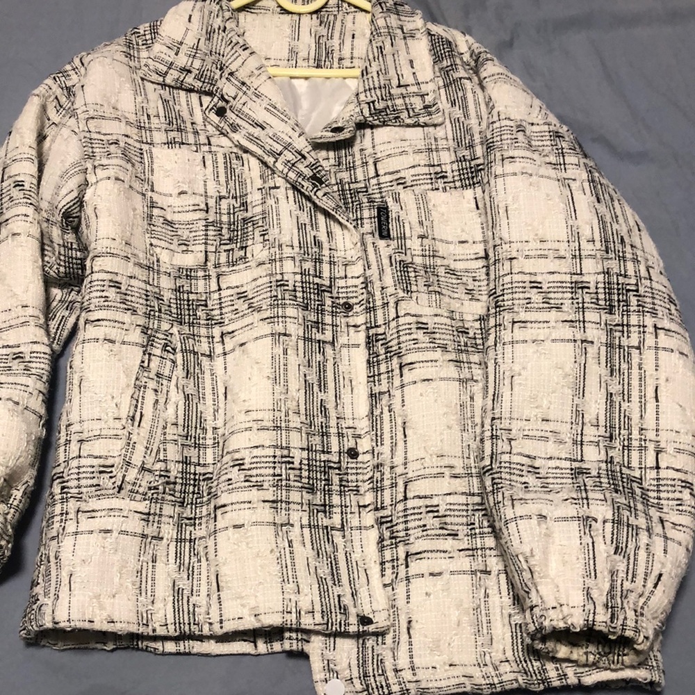 Men's white striped jacket